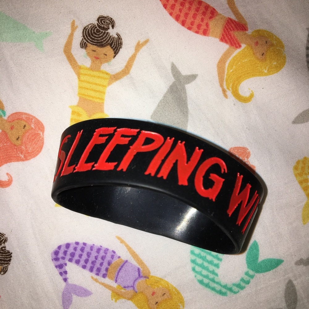 sleeping with sirens wrist band